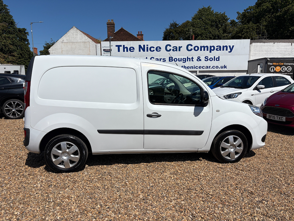 Renault Kangoo 1.5 L Ml19 Business Plus Energy Dci White