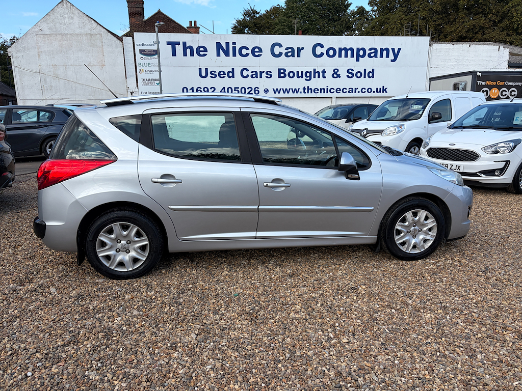 Peugeot 207 SW 1.6 L Hdi Sw Active Silver