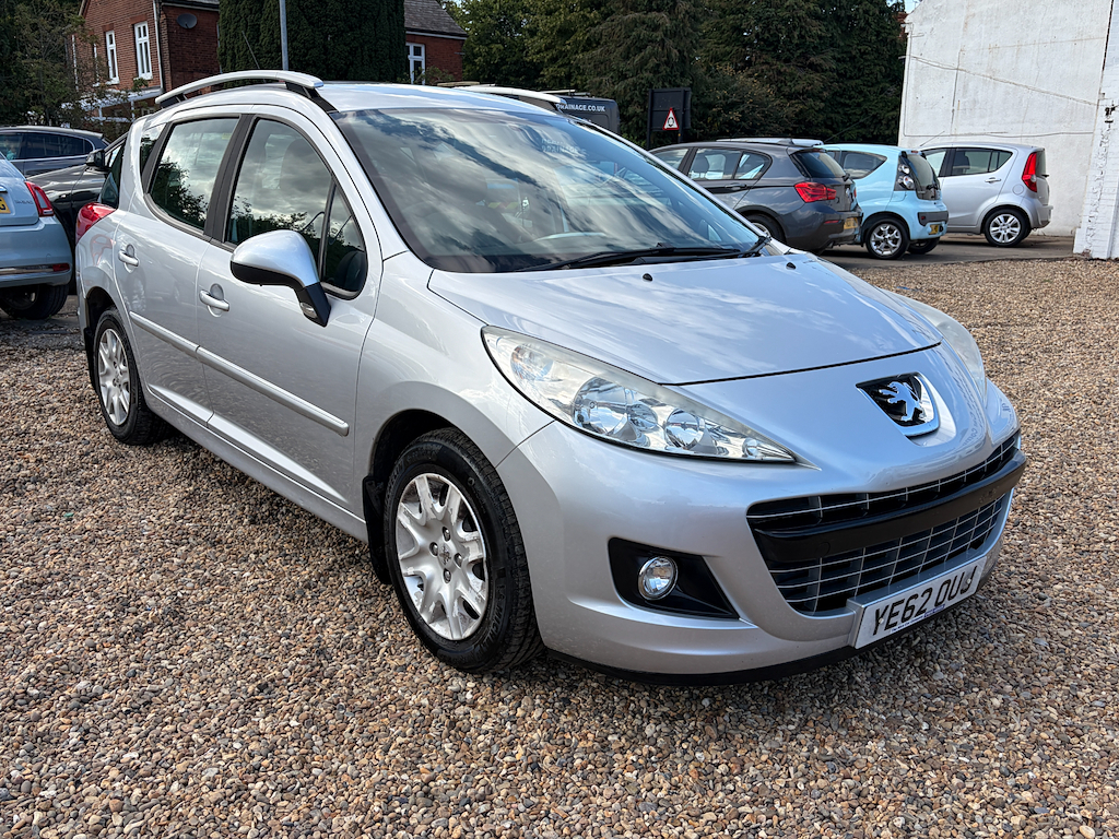 Peugeot 207 SW 1.6 L Hdi Sw Active Silver #2