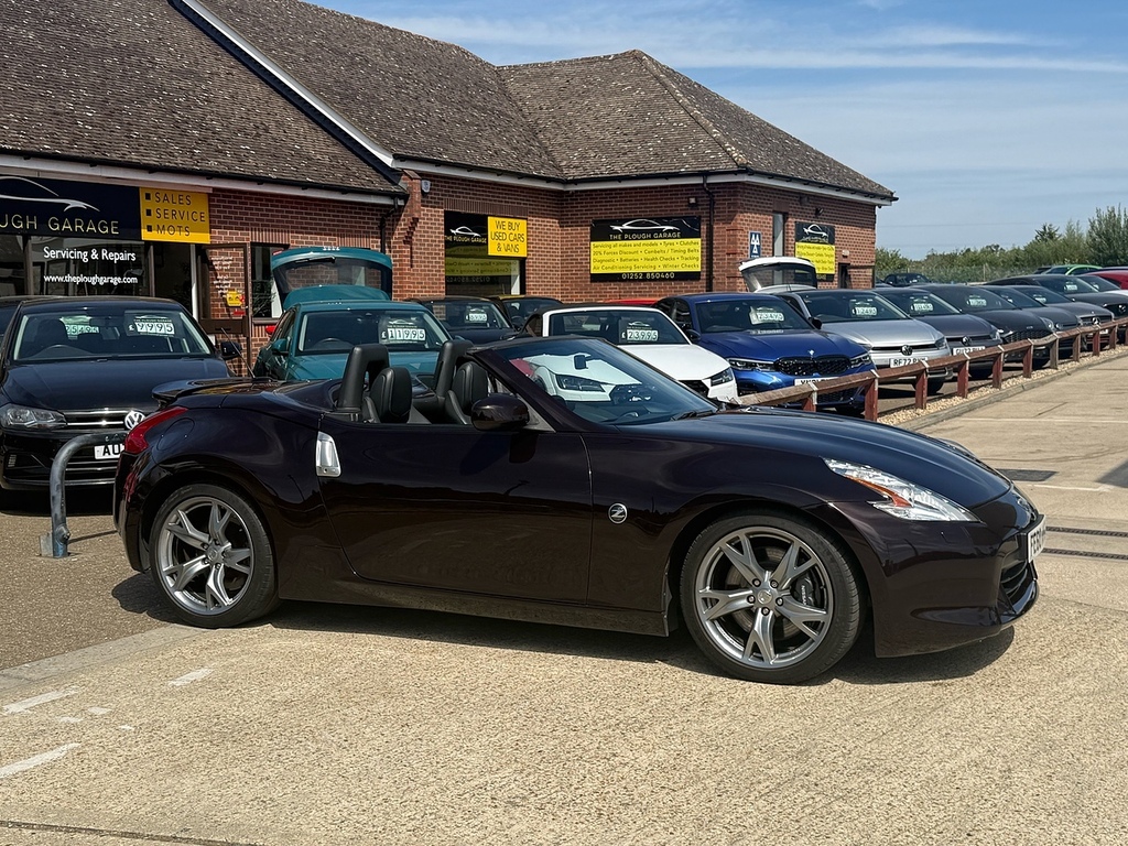 Nissan 370Z Z Black #17
