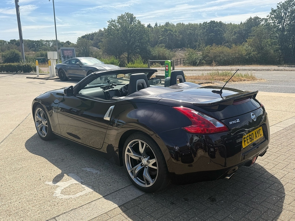 Nissan 370Z Z Black #22