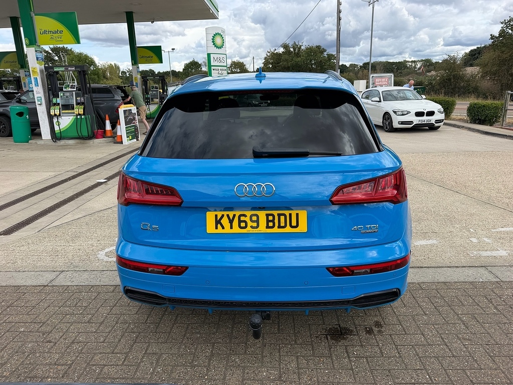 Audi Q5 2.0 Tdi 40 Black Edition Suv S Tronic Q Blue #6