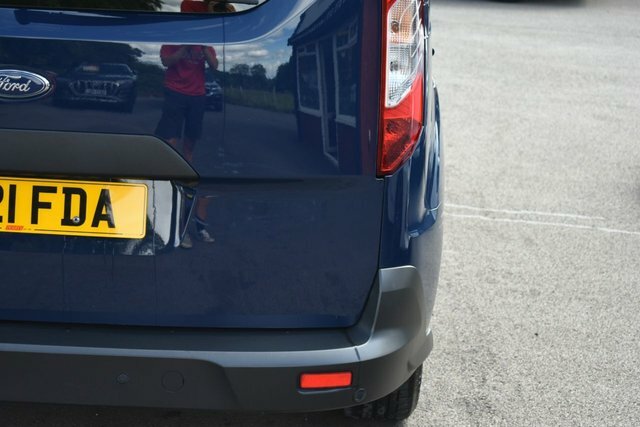 Ford Tourneo Connect 1.5 Ecoblue 120 Zetec Black #9