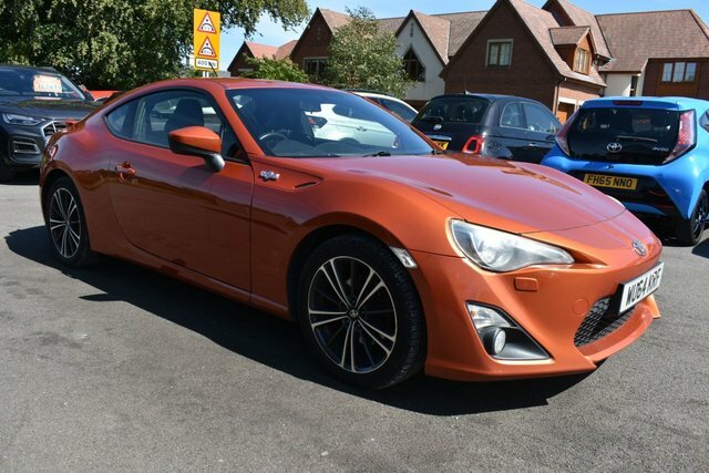 Toyota GT86 Boxer D-4s Coupe Orange #2
