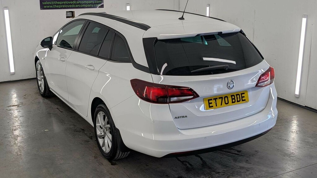 Vauxhall Astra 1.2 Turbo Se Sports Tourer Euro 6 Ss White #5