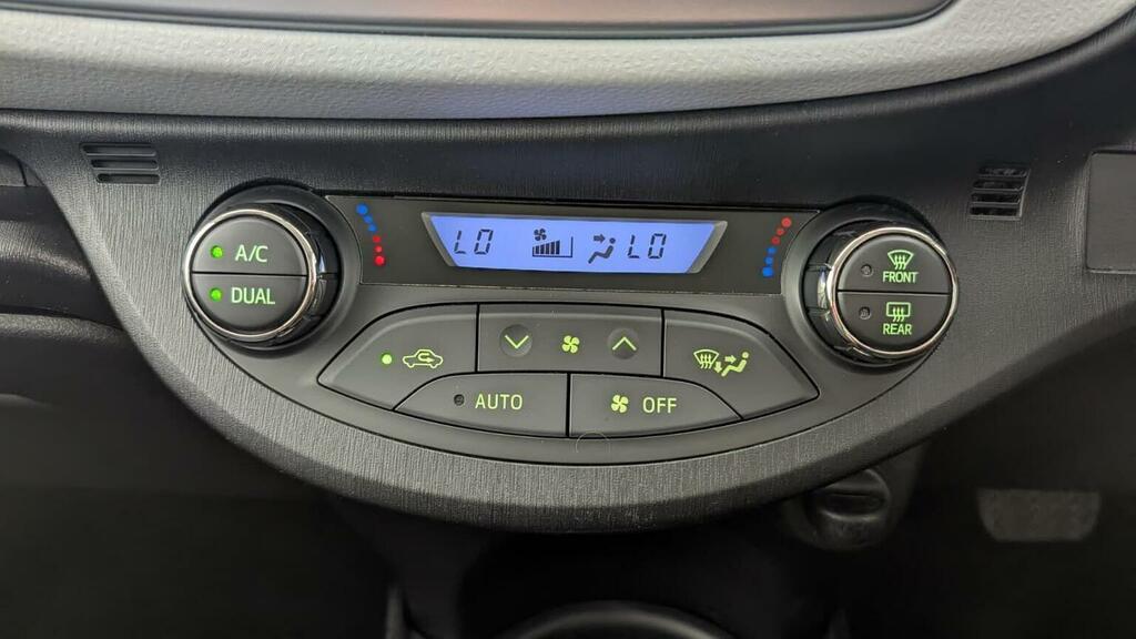 Toyota Yaris 1.4 D-4d Tr Black #79