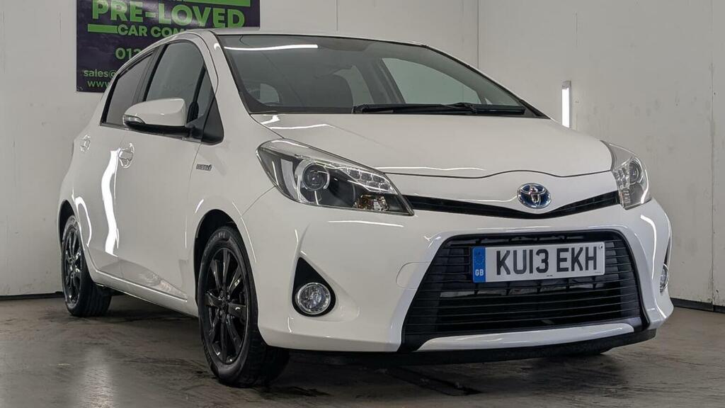 Toyota Yaris 1.5 Vvt-h T4 Cvt Euro 5 White #3
