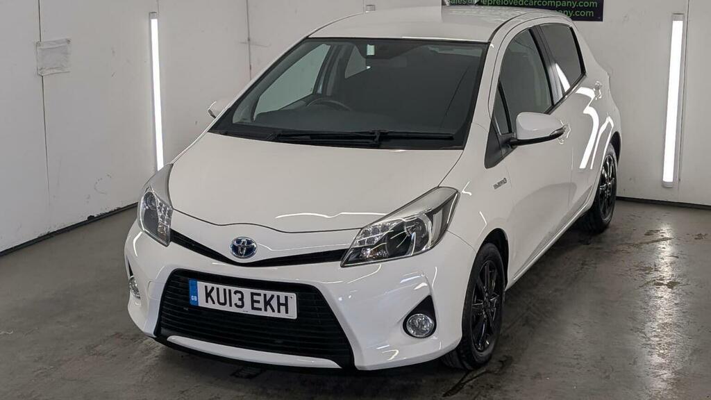 Toyota Yaris 1.4 D-4d Tr Black #13