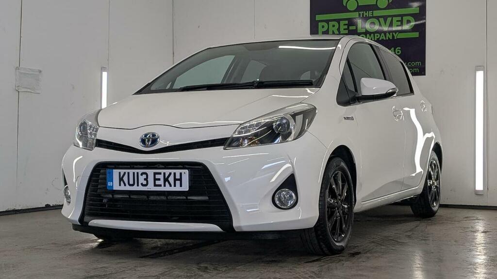 Toyota Yaris 1.5 Vvt-h T4 Cvt Euro 5 White