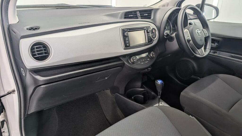 Toyota Yaris 1.4 D-4d Tr Black #26