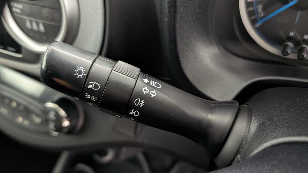 Toyota Yaris 1.4 D-4d Tr Black #42