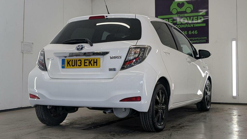 Toyota Yaris 1.4 D-4d Tr Black #23