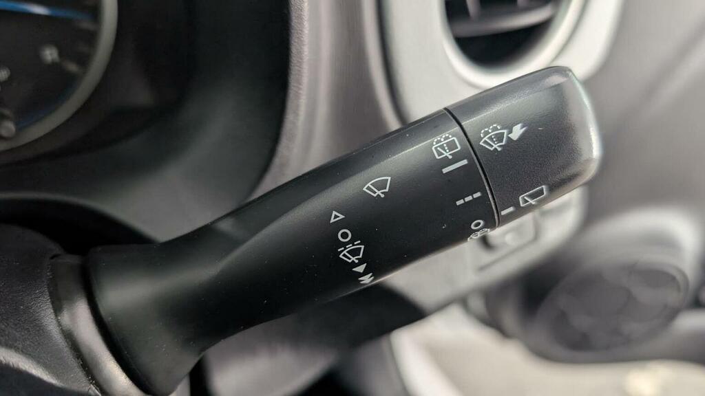 Toyota Yaris 1.4 D-4d Tr Black #43