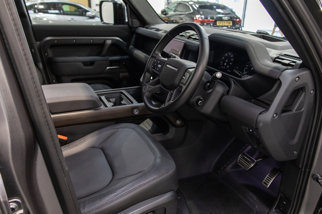 Land Rover Defender 3.0 Defender X-dynamic Hse D Mhev 4Wd Black #21