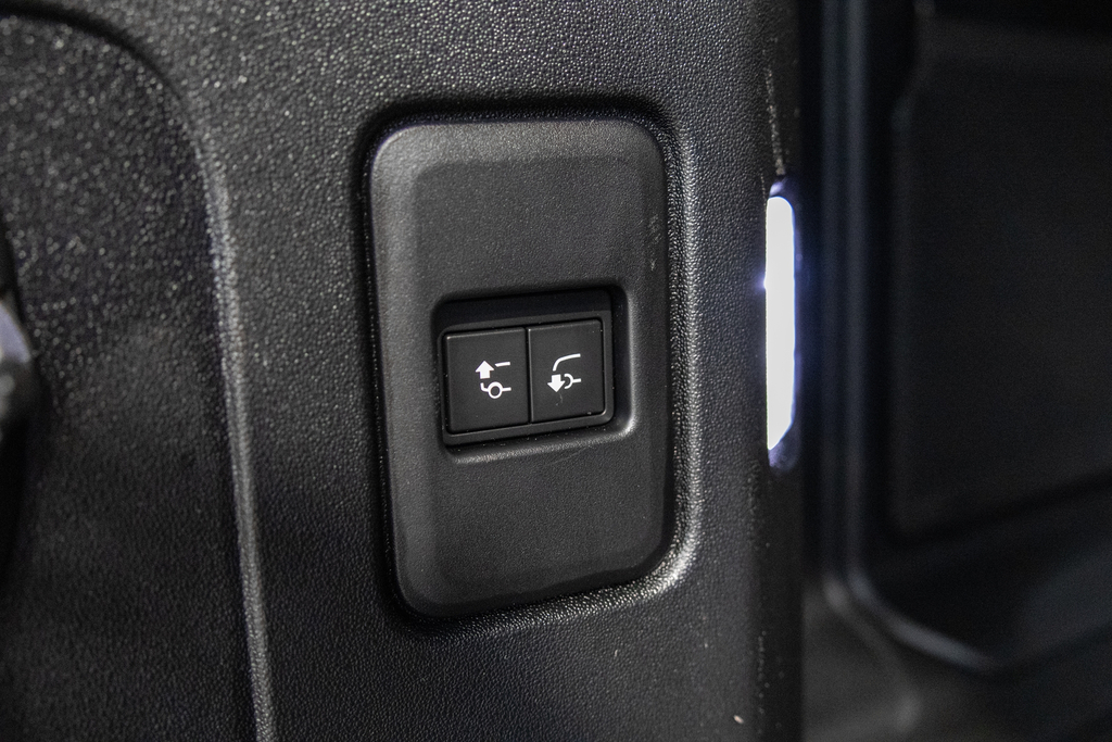 Land Rover Defender 3.0 Defender X-dynamic Hse D Mhev 4Wd Black #11