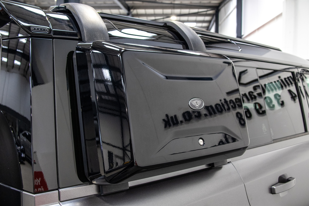 Land Rover Defender 3.0 Defender X-dynamic Hse D Mhev 4Wd Black #14