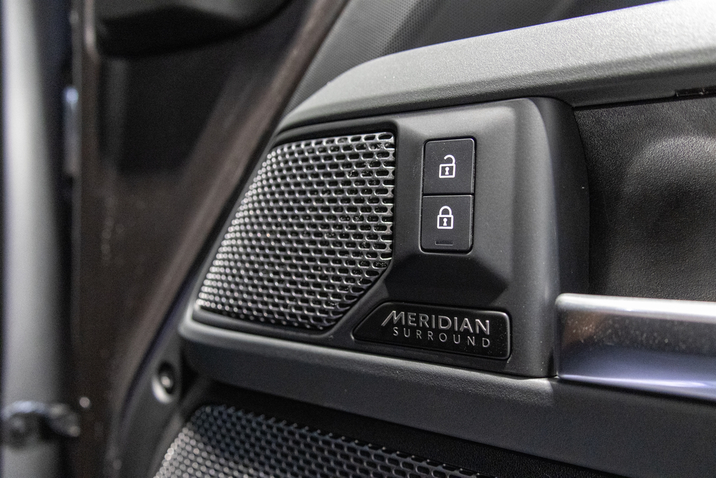 Land Rover Defender 3.0 Defender X-dynamic Hse D Mhev 4Wd Black #46