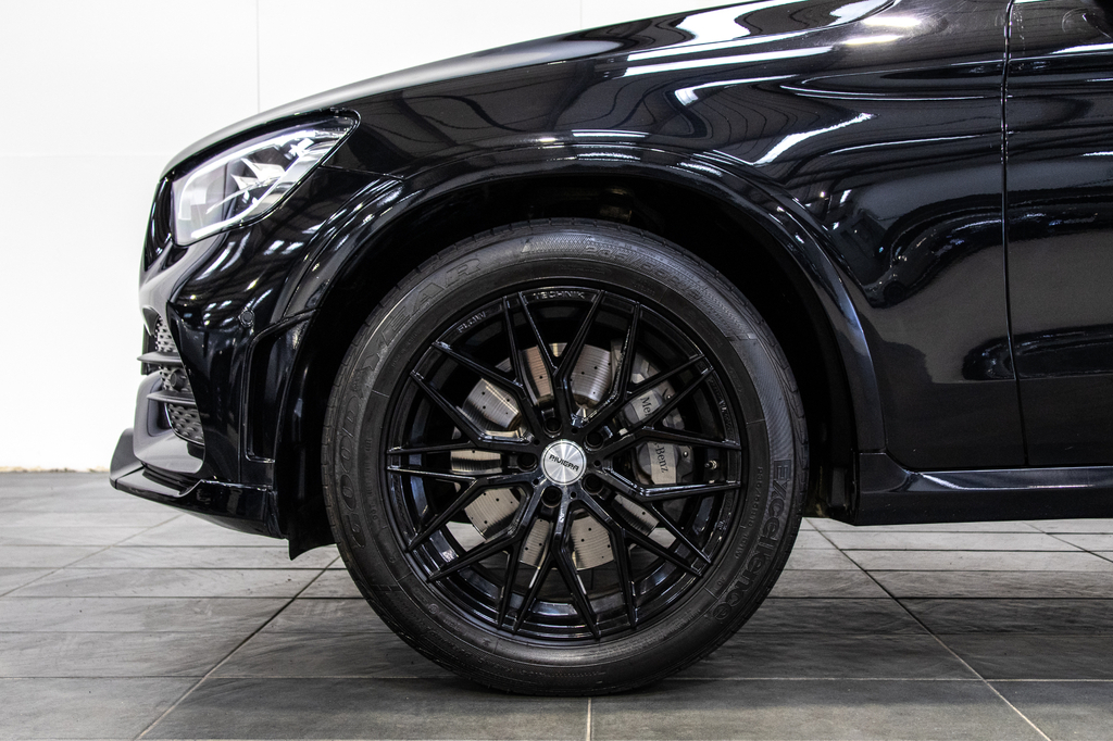 Mercedes-Benz 220 Glc D 4Matic Amg Line Black #4