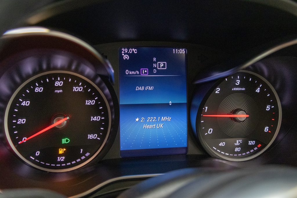 Mercedes-Benz 220 A Amg Line Executive Grey #36
