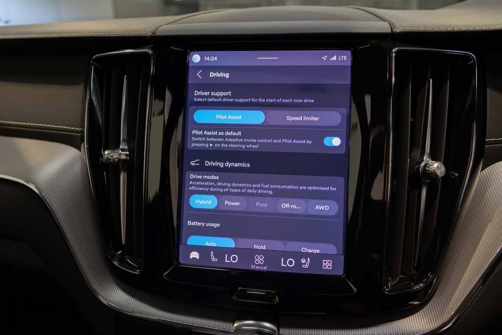Volvo XC60 Recharge T8 R-design Pro #23