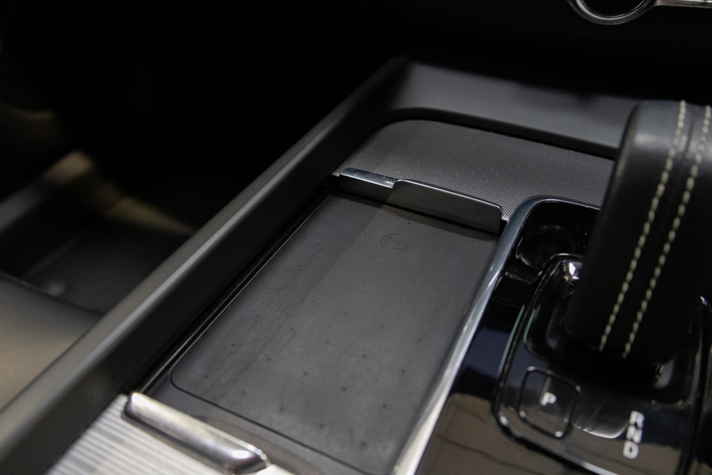 Volvo XC60 Recharge T8 R-design Pro #30