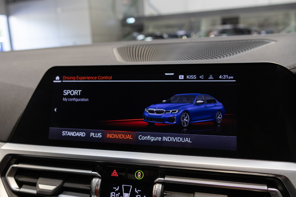 BMW M3 2021 Bmw M340d Xdrive Mild Hybrid 335Bhp Blue #26