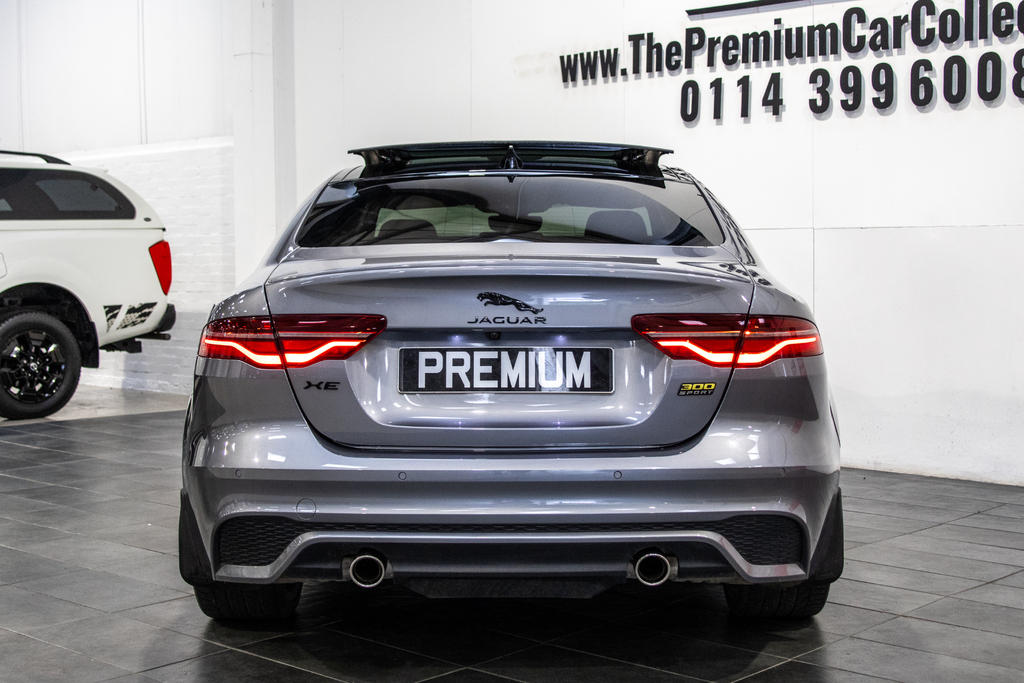 Jaguar XE 2.0 P300 Sport Awd Saloon Blue #9