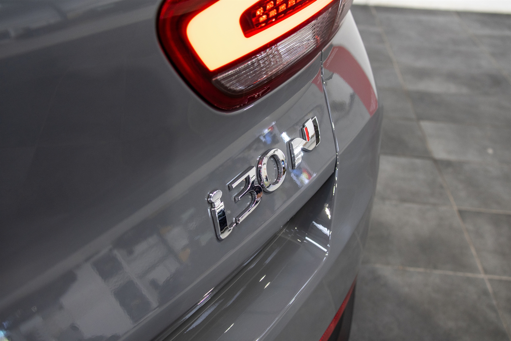 Hyundai I30 1.0T Gdi Premium Dct White #49