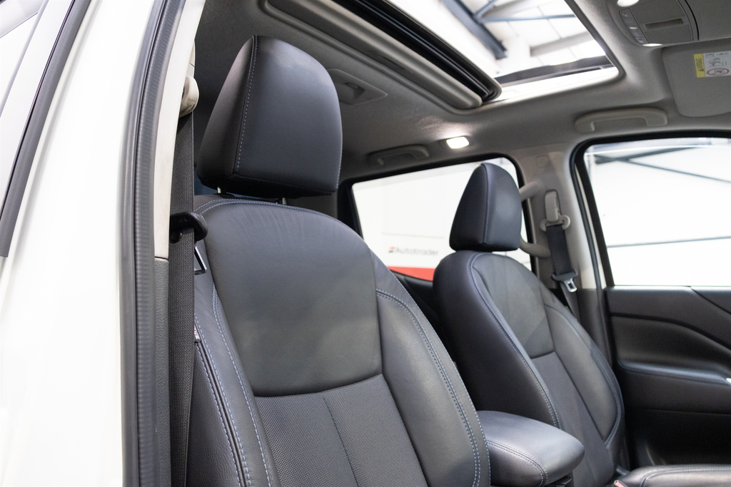 Nissan Navara Navara Visia Dci White #21
