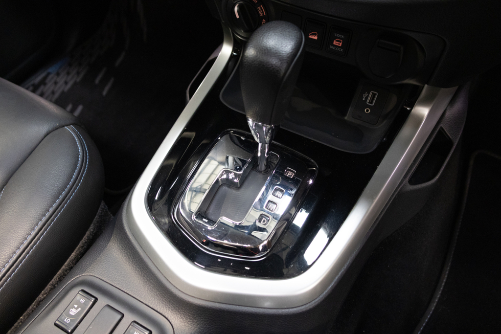 Nissan Navara Navara Visia Dci White #15