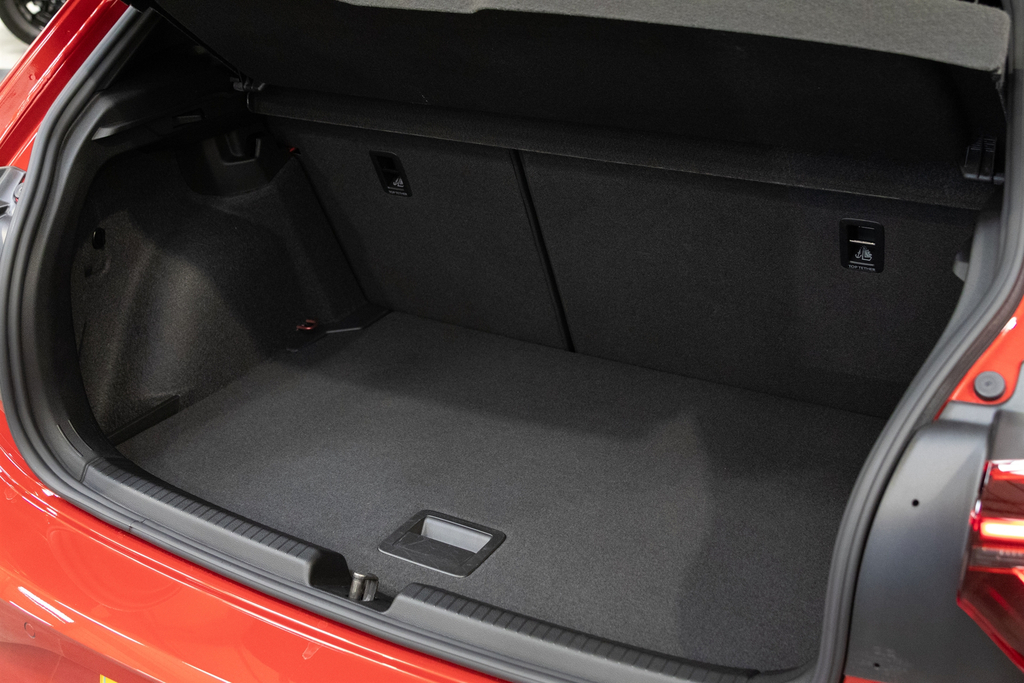 Volkswagen Polo Gti Tsi Dsg Red #5
