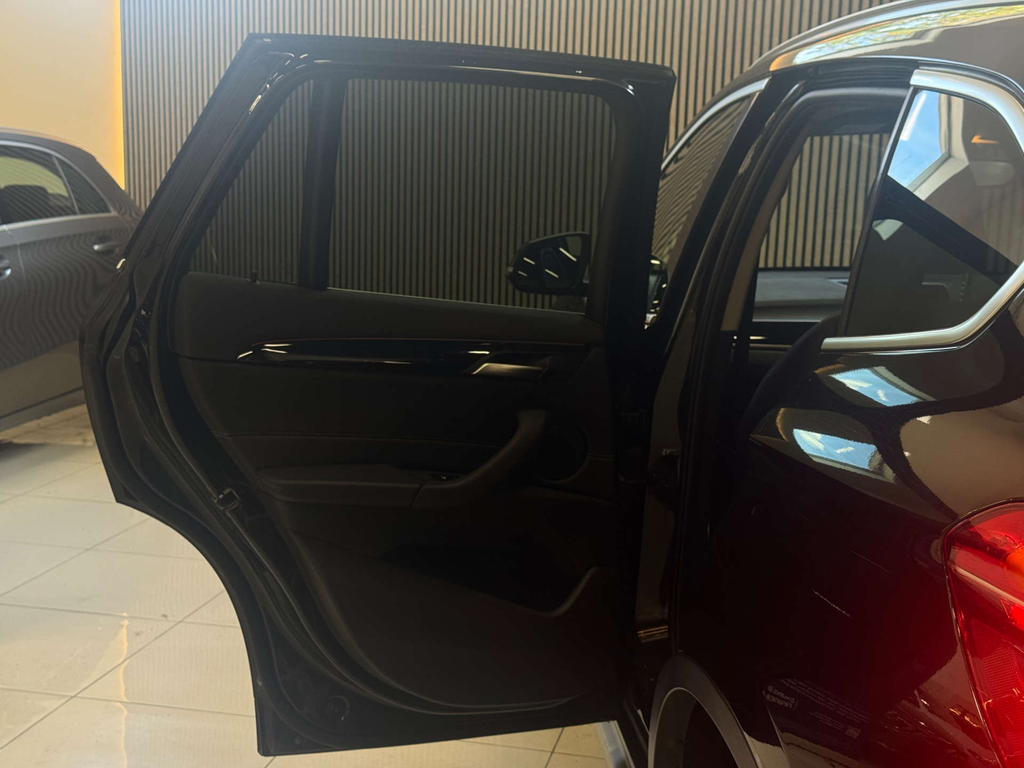 BMW X1 Xdrive20d Sport Blue #39