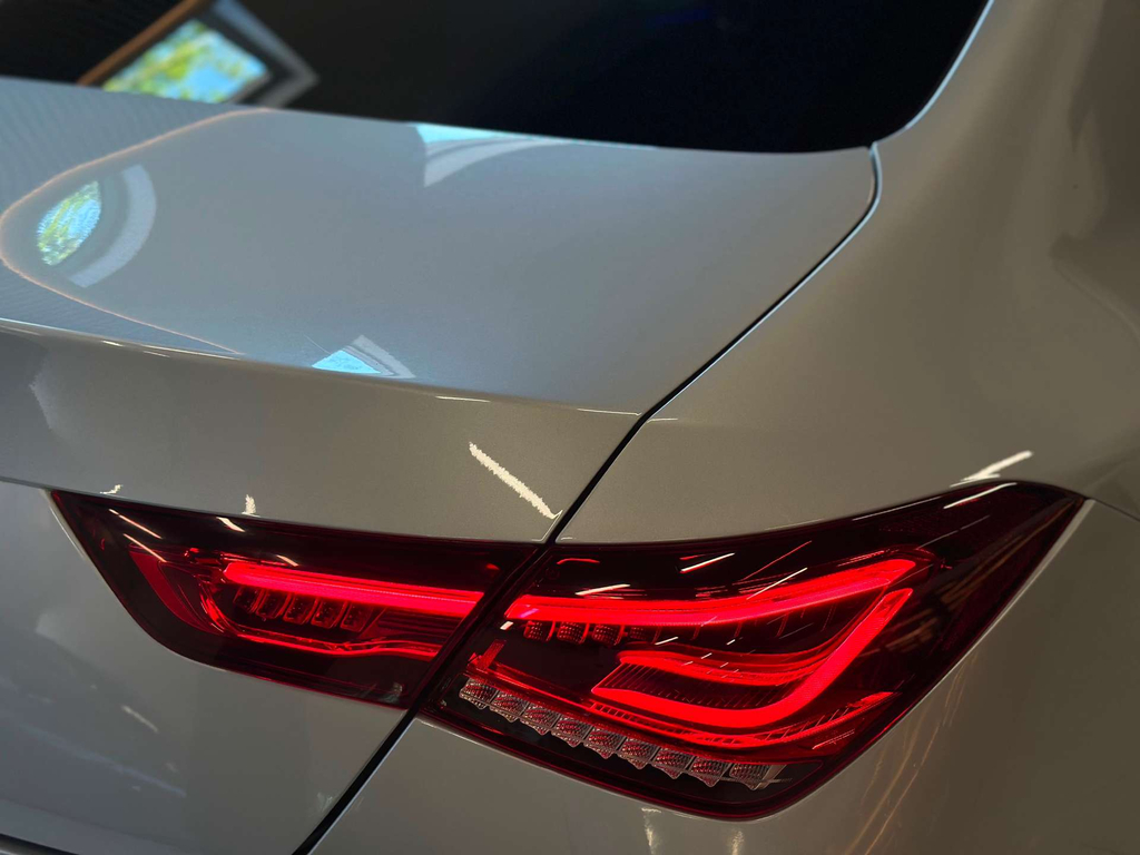 Mercedes-Benz 250 Cla 250 Amg Line Premium Black #20