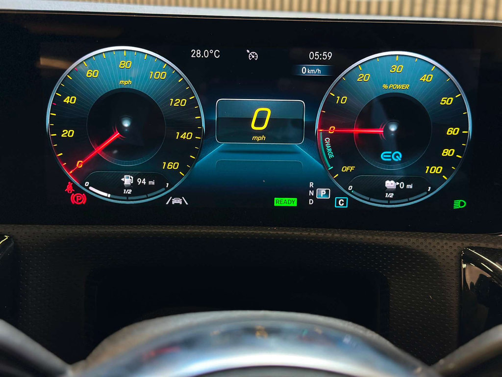 Mercedes-Benz 250 Cla 250 Amg Line Premium Black #23