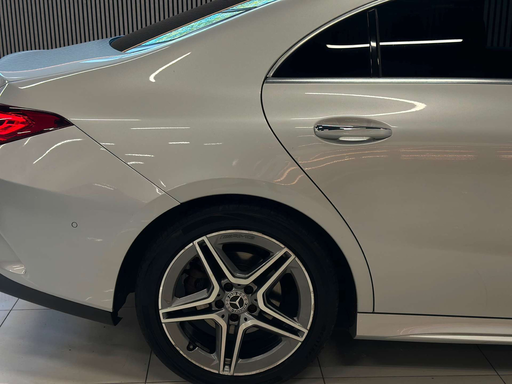 Mercedes-Benz 250 Cla 250 Amg Line Premium Black #13