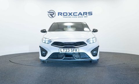 Kia Proceed Estate LT23SFK White #2