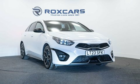 Kia Proceed Estate White