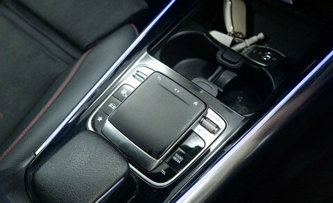 Mercedes-Benz B Class 180 Amg Line Premium Black #27