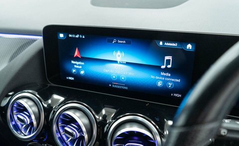 Mercedes-Benz B Class 180 Amg Line Premium Black #25