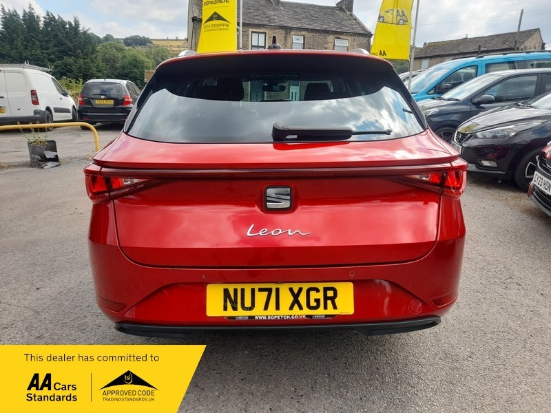 Seat Leon 1.5 Etsi Evo Xcellence Red #6