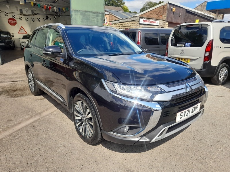 Mitsubishi Outlander 2.0 Design 4X4 7 Black