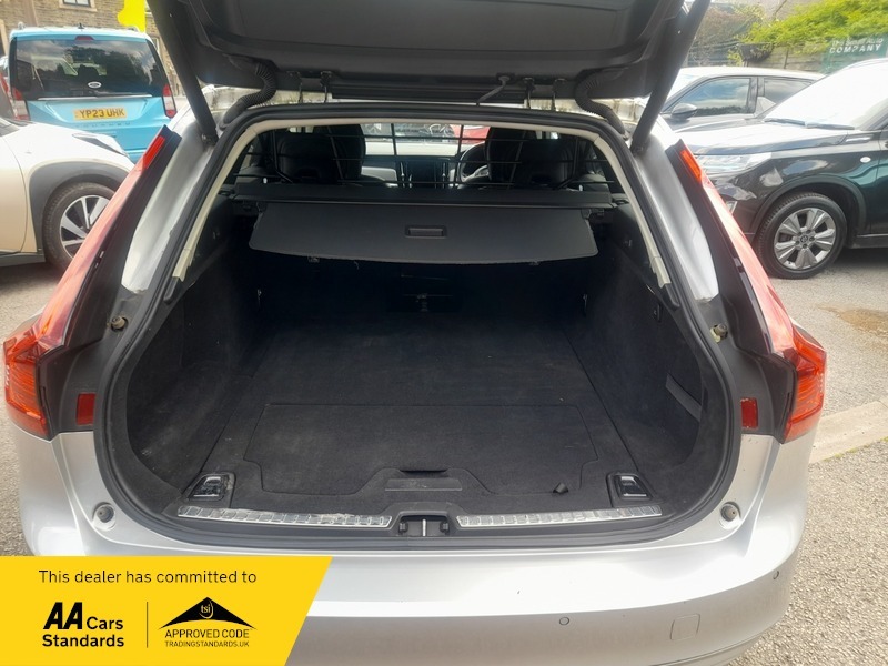 Volvo V90 2.0 B4 Mhev Core Estate Hybrid Eur Black #17