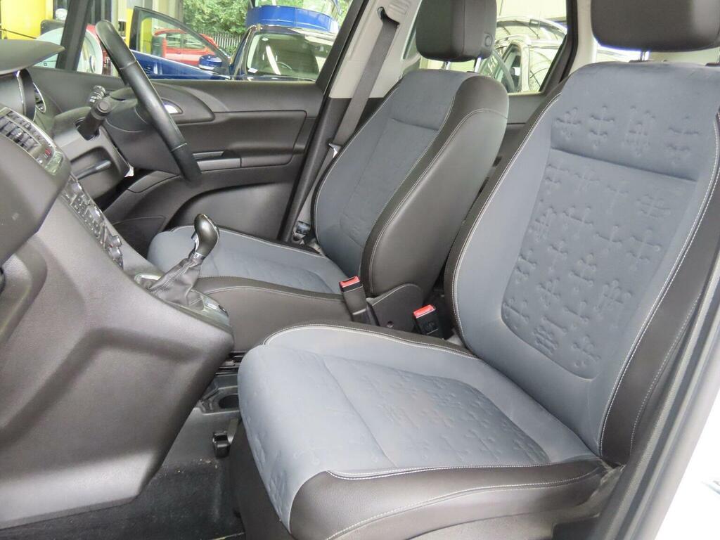 Vauxhall Meriva 1.4I 16V Tech Line Estate Red #8