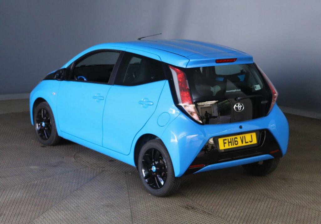 Toyota Aygo 1.0 Vvt-i X-cite Euro 6 Blue #4