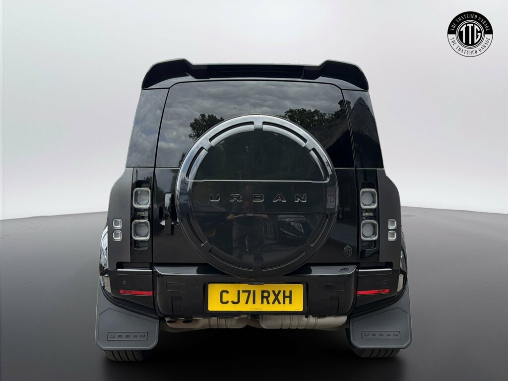 Land Rover Defender 3.0 D200 Hard Top Black #4