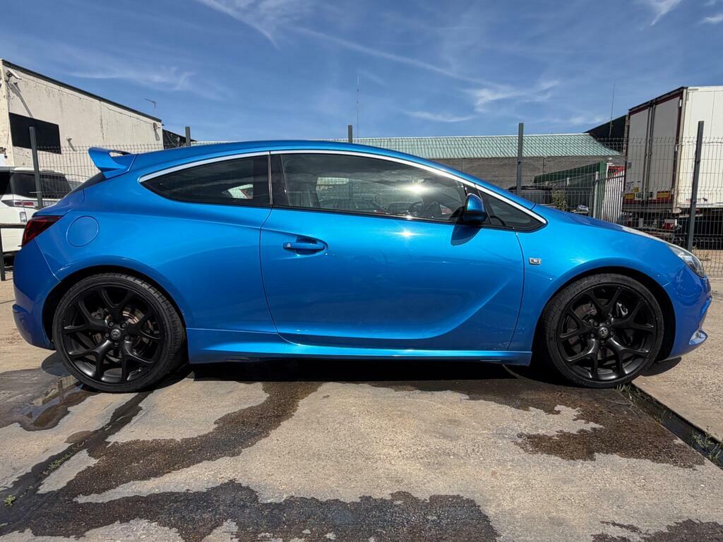 Vauxhall Astra GTC 2.0 Cdti Sri Coupe Euro 5 Ss Grey #11