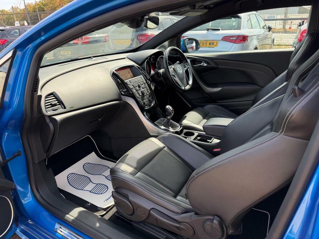 Vauxhall Astra GTC 2.0 Cdti Sri Coupe Euro 5 Ss Grey #18