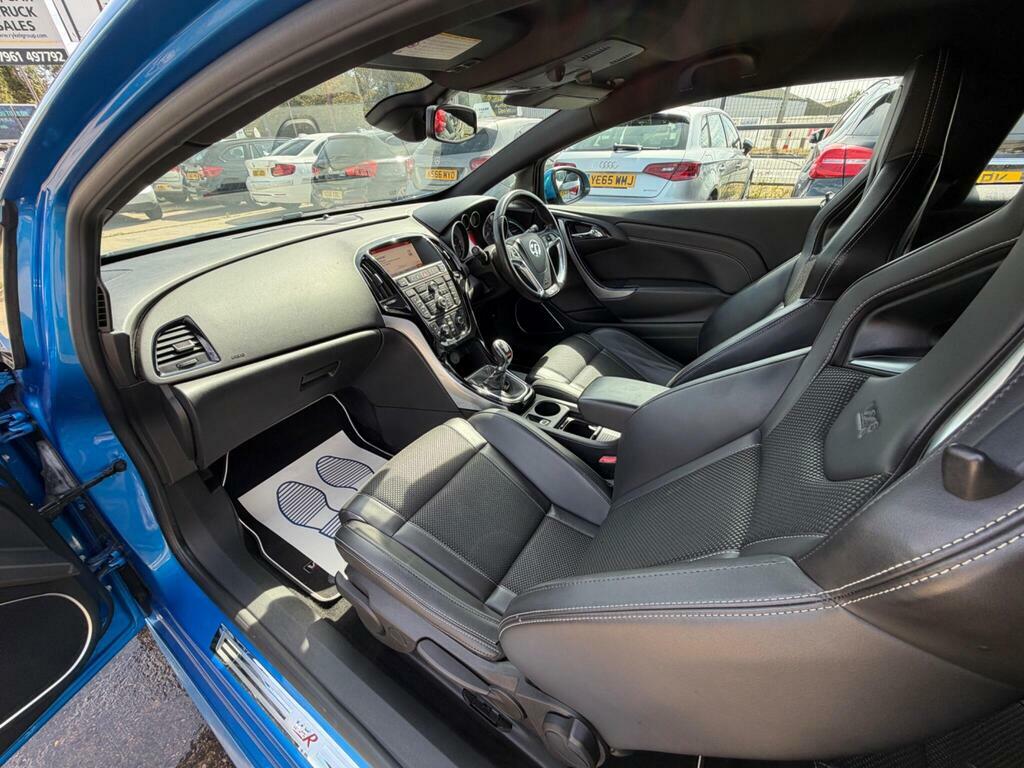 Vauxhall Astra GTC 2.0 Cdti Sri Coupe Euro 5 Ss Grey #19
