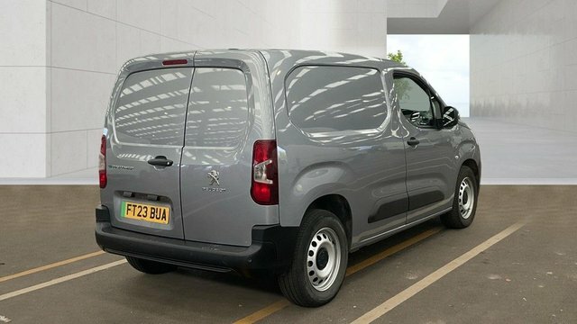 Peugeot E-Partner 800 50Kwh Professional Premium Standard Panel Va Grey #4