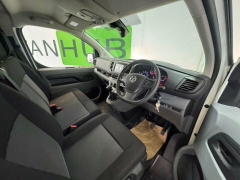 Vauxhall Vivaro 2022 22 1.5 White #2